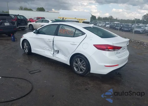2018 Hyundai Elantra Value Edition z USA, uszkodzony, nr VIN 5NPD84LF3JH385172